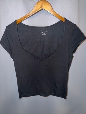 Urban Outfitters Black Scoop Cotton Neck Short Sleeve Tee NWOT 90s Casual Size L